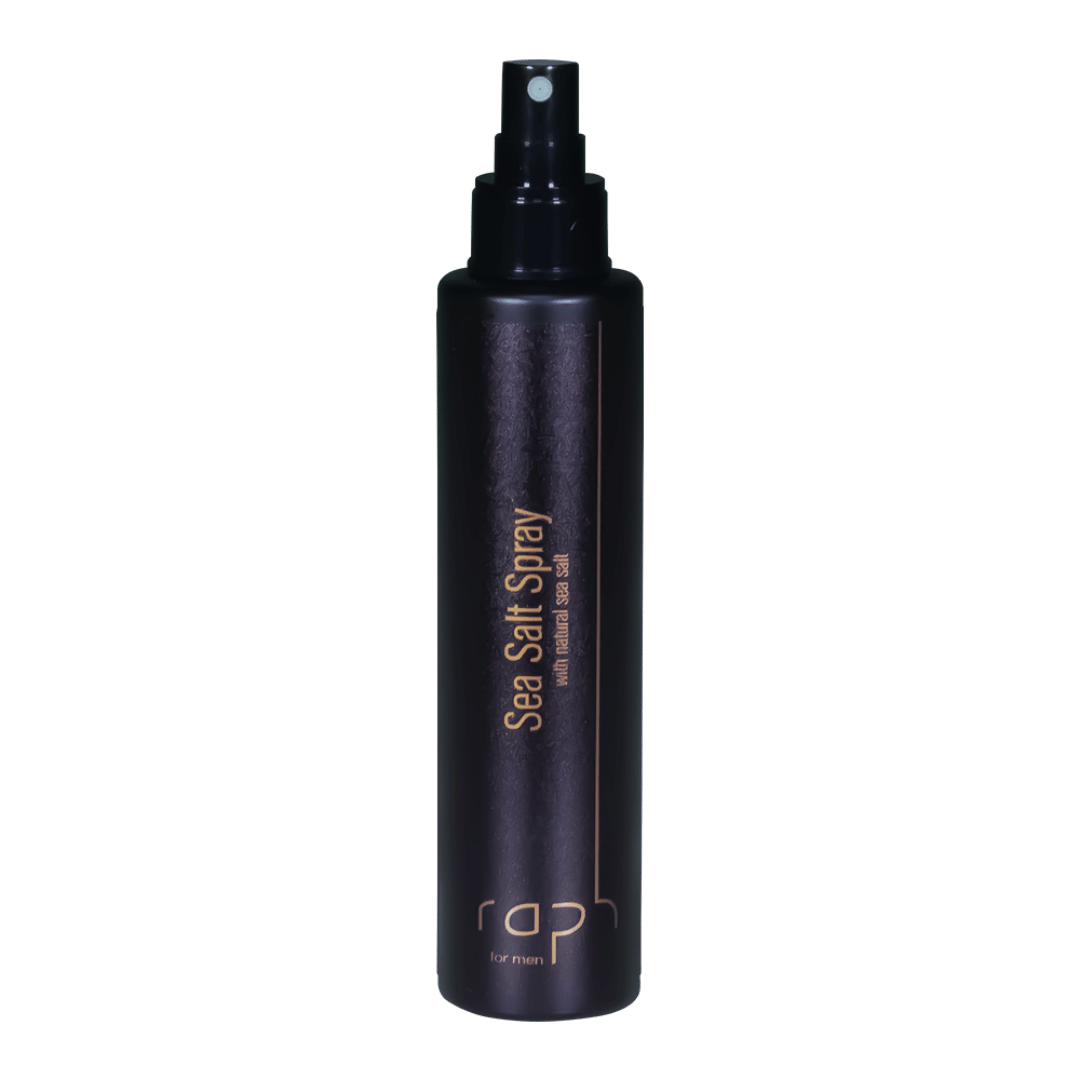raph for men Sea Salt Spray 150ml – vielseitiges Styling Spray für mehr Griffigkeit und Volumen. Verleiht einen matten Look und bietet mittleren bis starken Halt als Festiger. Ideal für Beachlook und klassische Frisuren, mit natürlichen Meersalz-Extrakten und Cumarin für feuchtigkeitsspendende Pflege.