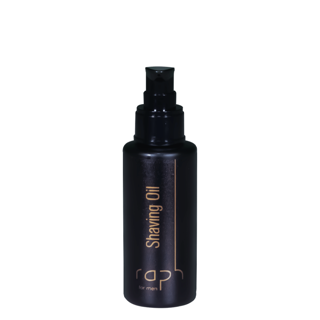 raph for men Shaving Oil 100ml – transparentes Rasieröl für präzise Rasuren und ein sanftes Rasurgefühl. Ideal für exakte Konturen und Teilrasuren. Enthält Kamillenextrakte zur Beruhigung, grünen Tee und Aloe Vera für Feuchtigkeitspflege. Silikonfrei, parabenfrei, vegan und dermatologisch getestet.